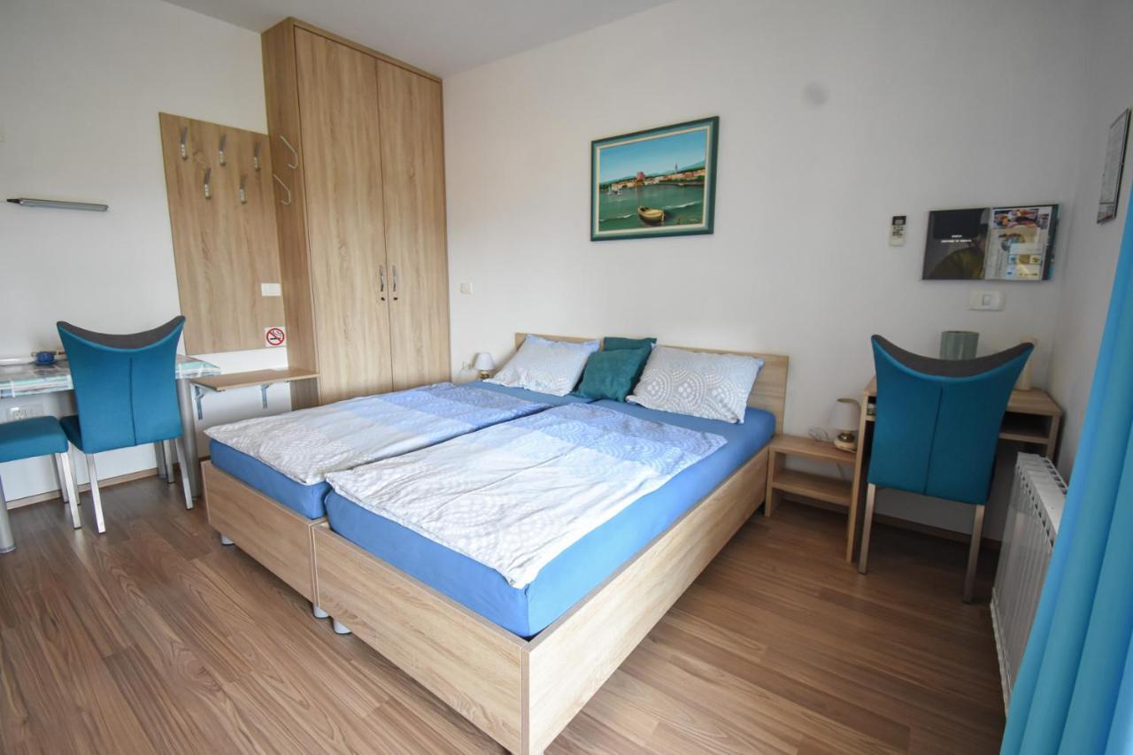 Apartmaji Sobe Zvezda Pobegi Zewnętrze zdjęcie