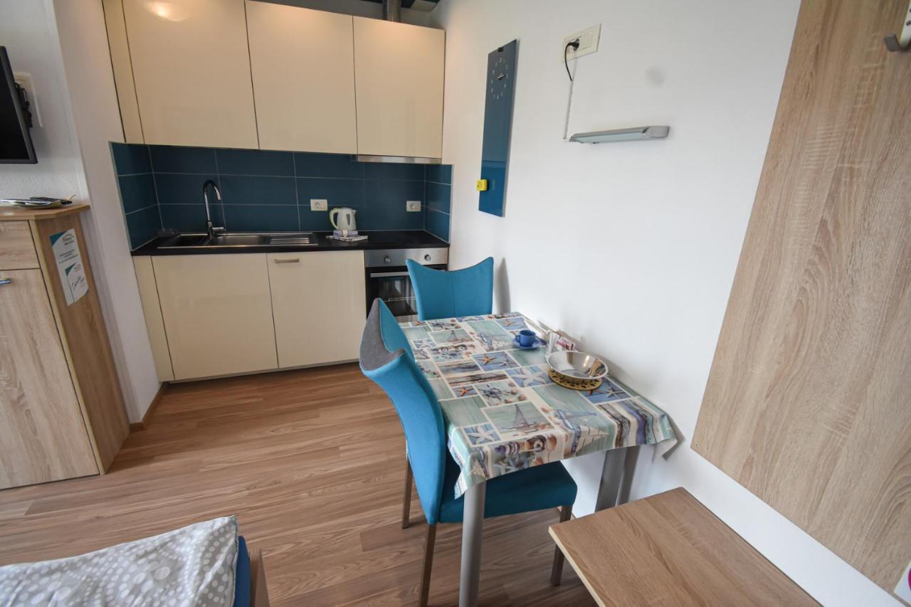 Apartmaji Sobe Zvezda Pobegi Zewnętrze zdjęcie