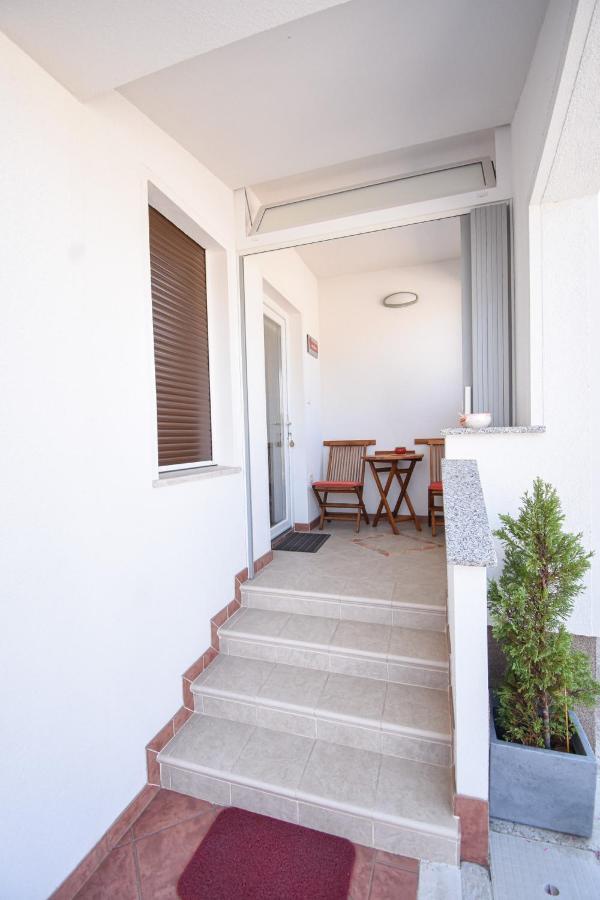 Apartmaji Sobe Zvezda Pobegi Zewnętrze zdjęcie
